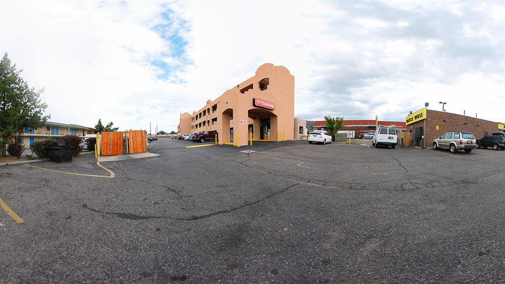 Econo Lodge East Albuquerque Exterior photo